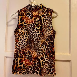 Olivia Rae Leaopard print sleeveless mocha turtleneck size S